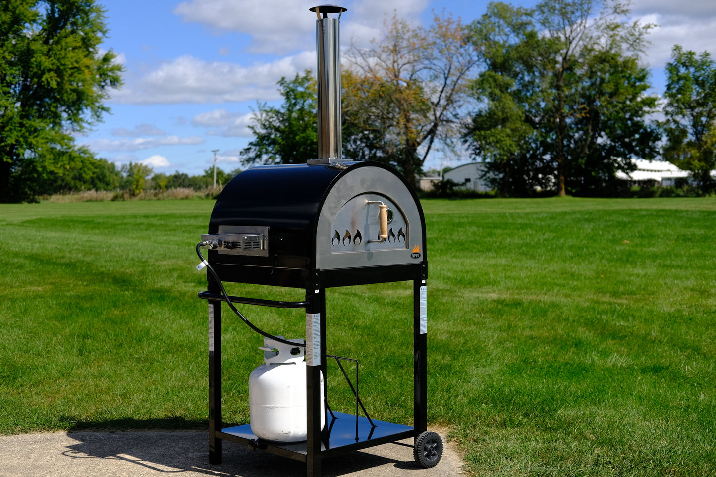 Hybrid 26" Wood/Gas-Fired Oven/Pizza Oven - Black, Includes Gas Attachment
